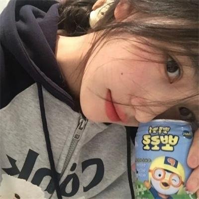 垃圾箱里的婴儿